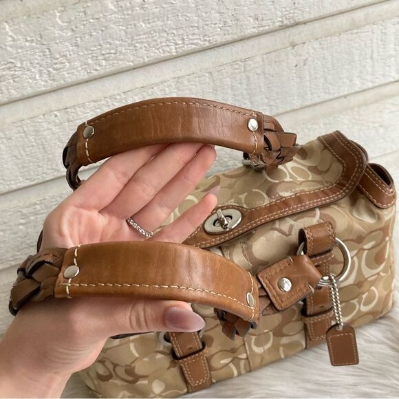 COACH Tan Signature Chelsea Optic Gallery Braided Handle Turnlock 10995 - Picture 2 of 11
